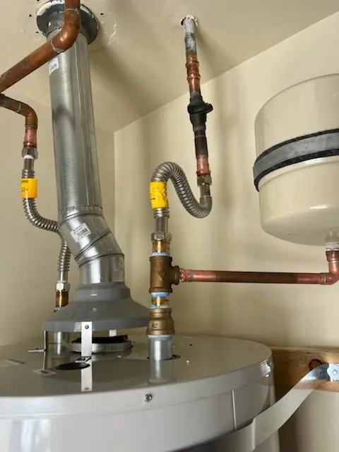 Water heater installation and plumbing repair in Mingo